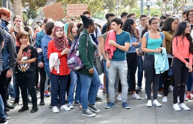 HUELGA ESTUDIANTES