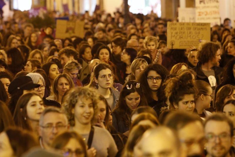 Fotogalería del 8-M en Zaragoza