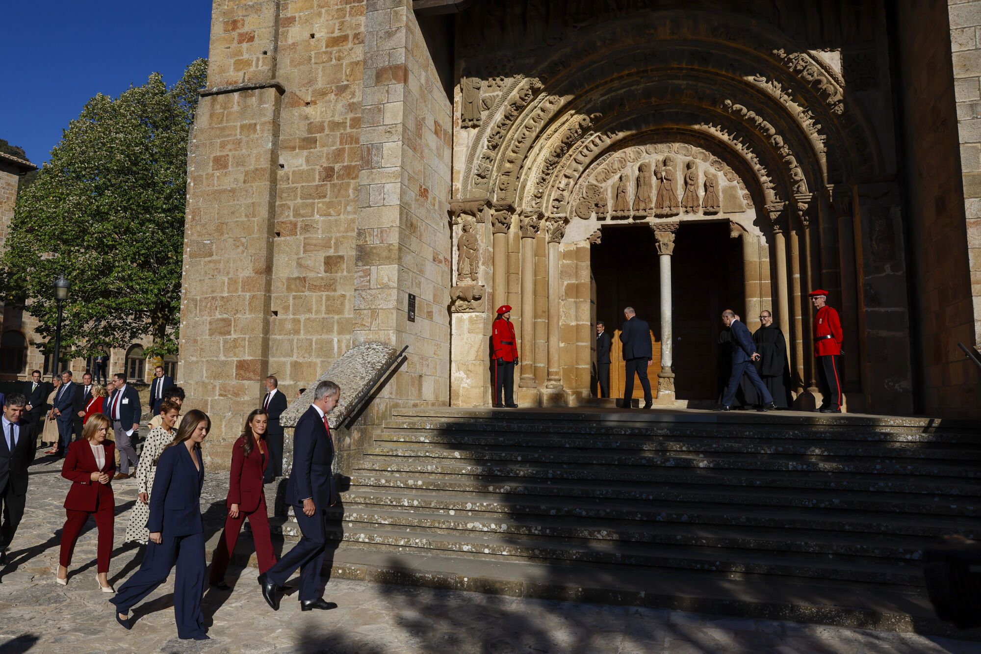 EN IMÁGENES: Leonor se da un baño de multitudes en su estreno como Princesa de Viana