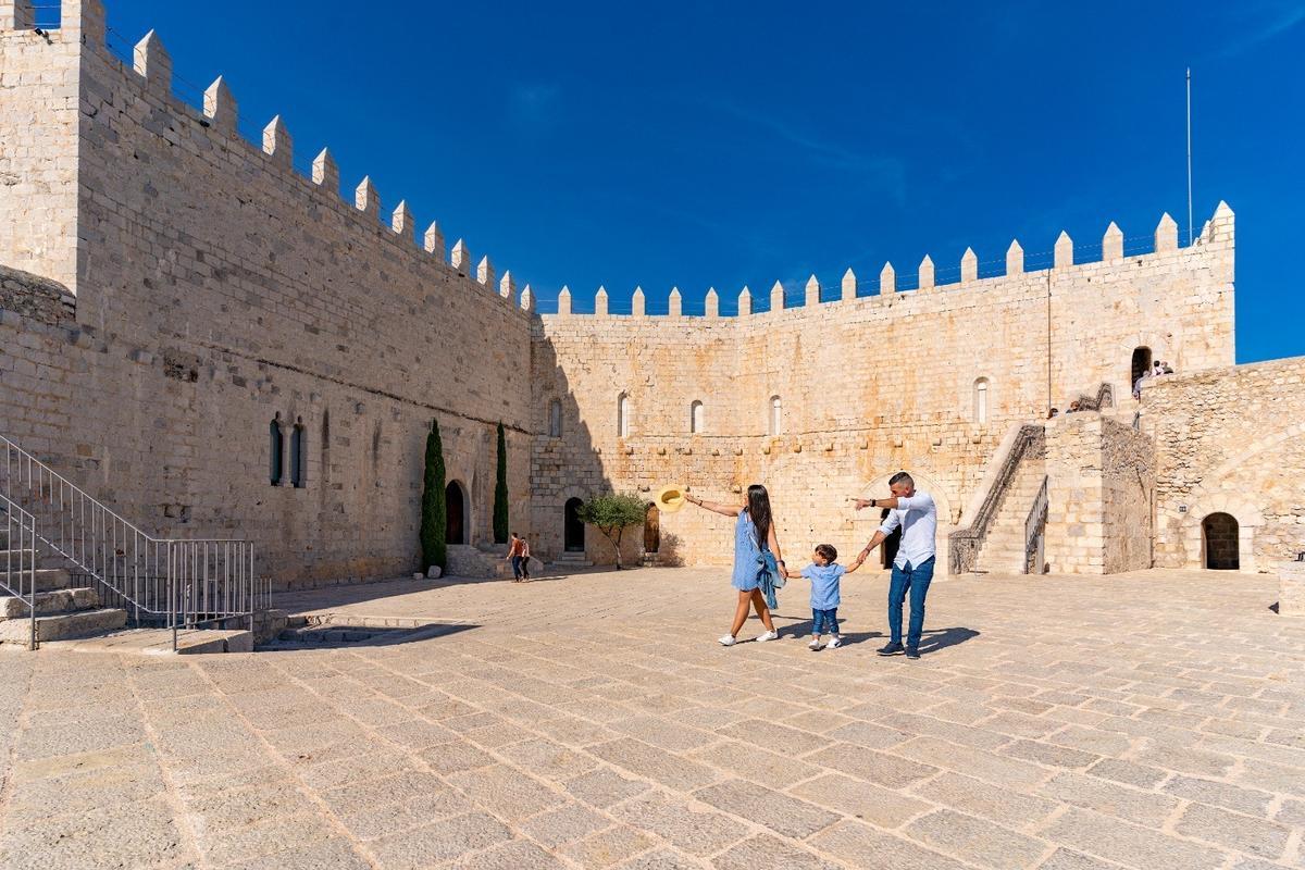 El patrimonio arquitectónico, histórico y cultural de Peñíscola es uno de sus grandes baluartes.