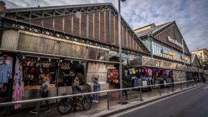 Quinze mercats de BCN vendran productes frescos per internet