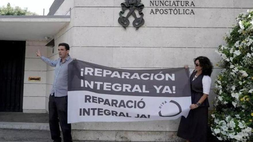 El primer denunciant del ‘cas Montserrat’ demana al Papa que suspengui la seva visita a Montserrat davant la negativa de l’Abadia a “reparar les víctimes”