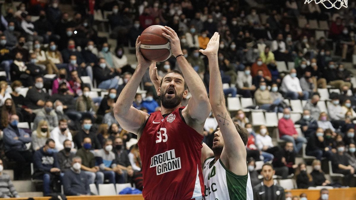 Marc Gasol, en el partido de su debut en Oro ante el Huesca