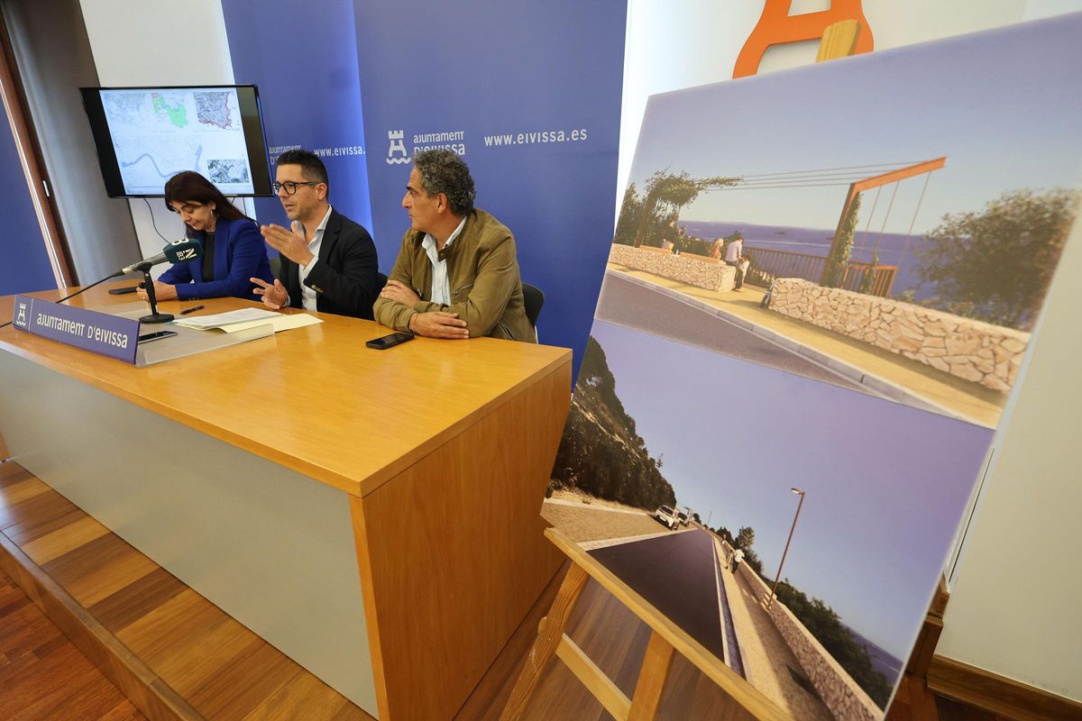 Un momento de la presentación del proyecto en la sede consistorial de Can Botino.