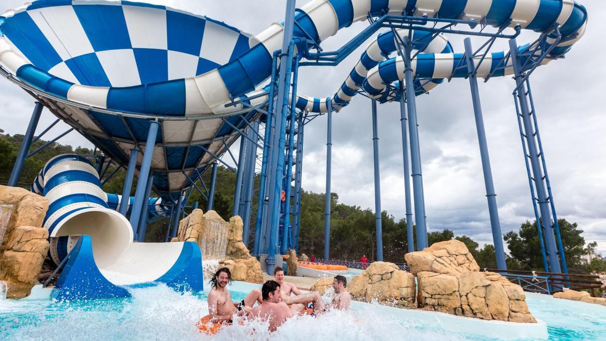 Imagen de una de las atracciones del parque acuático de Benidorm.