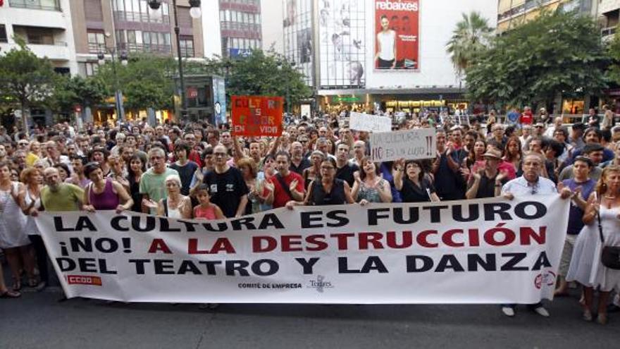 Los manifestantes cortaron la calle Colón durante una hora.