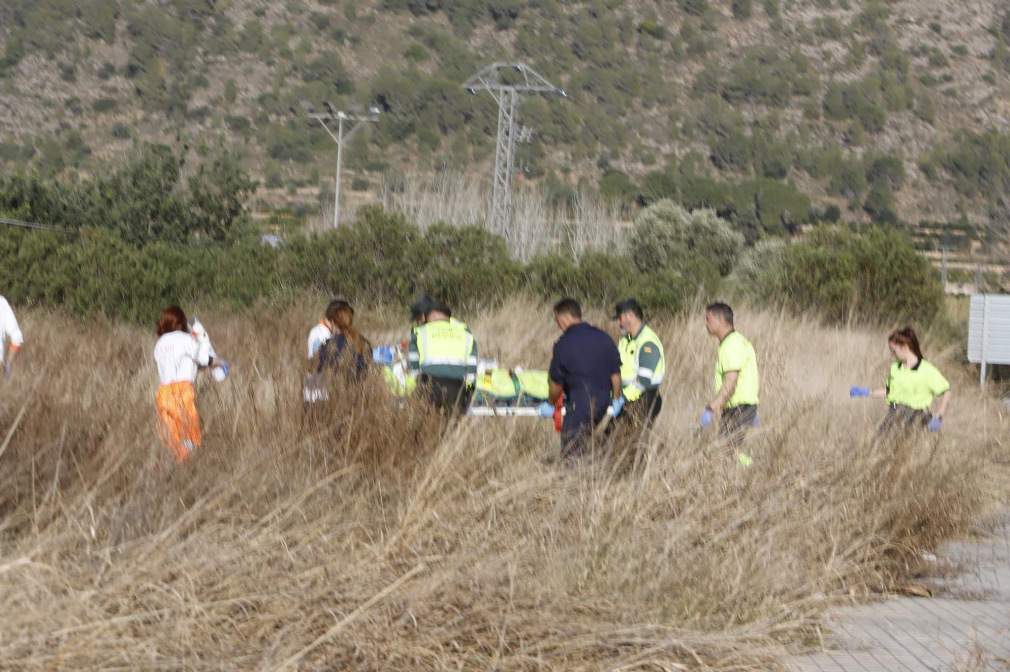 Un motorista pierde el control de su vehículo y se estampa contra un puente a la salida de Llocnou