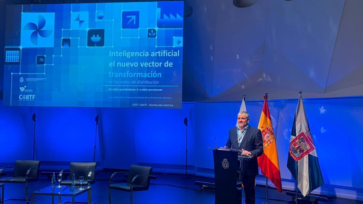 El director de Distribución de Endesa en Canarias interviene en el II Congreso de Sistemas Eléctricos Aislados en Tenerife con la conferencia ‘Inteligencia artificial, el nuevo vector de transformación de las redes de Distribución’.