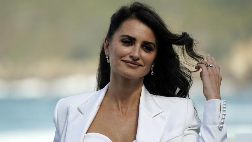 Penélope Cruz: &quot;Tenemos que reconectar con lo importante y auténtico este 2021&quot;