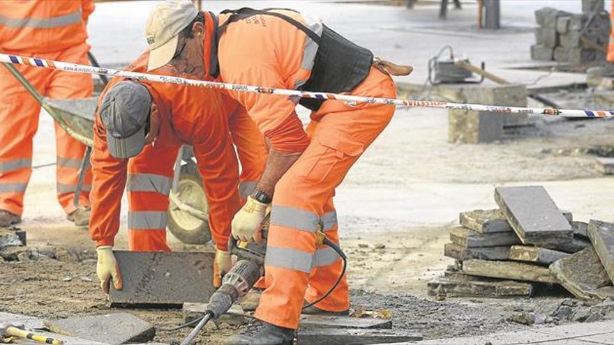 El número de parados en Castellón cae a los 39.300 e iguala ya a los que había en el 2008