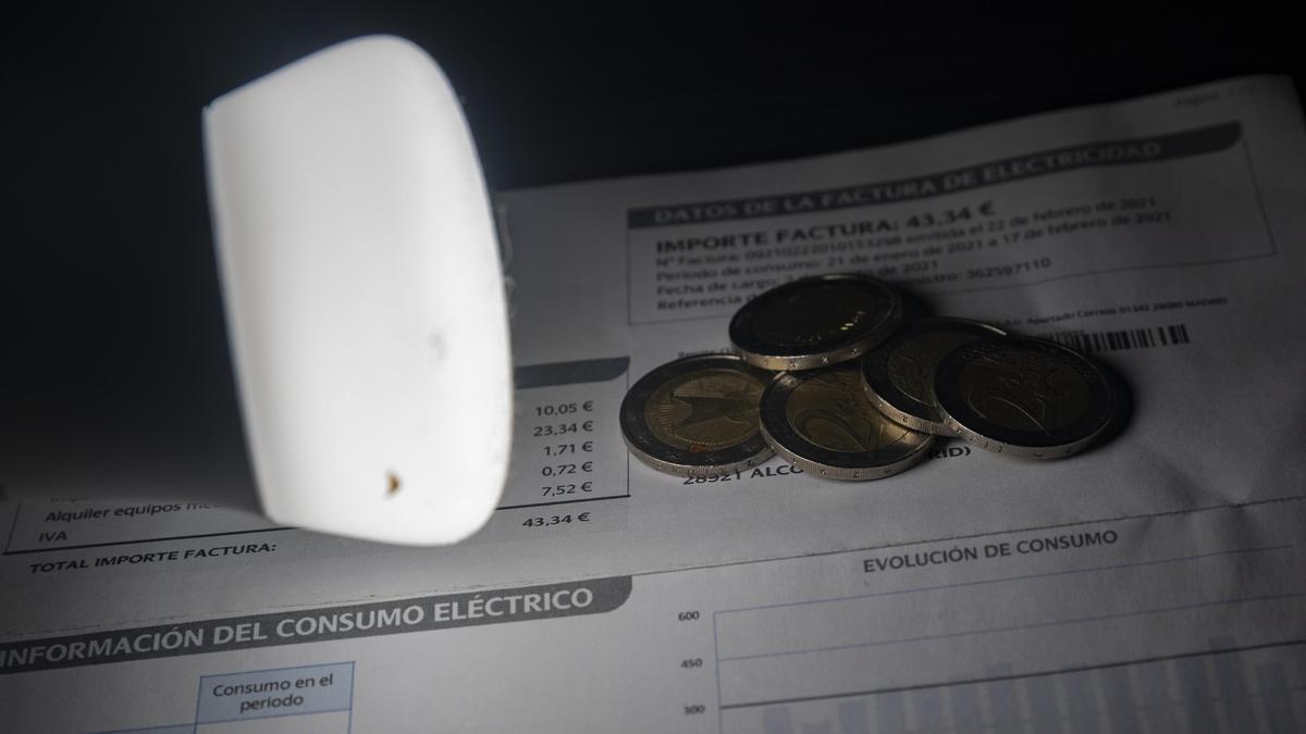 provocar Digno Explosivos El precio de la luz marca hoy un nuevo máximo histórico: 442 euros - La  Nueva España