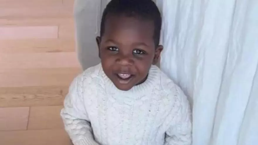 Lamine Yamal comparte un bonito momento con su hermano pequeño