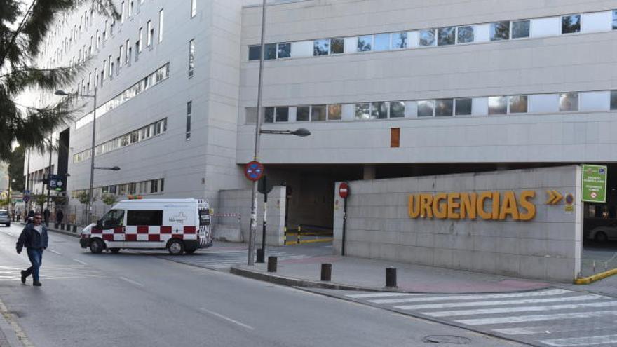 Una colisión entre dos vehículos deja tres heridos en el barrio del Carmen de Murcia