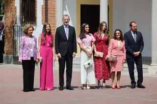 Un día rosa para la infanta Sofía, con sandalias de confirmación "made in" Villaviciosa