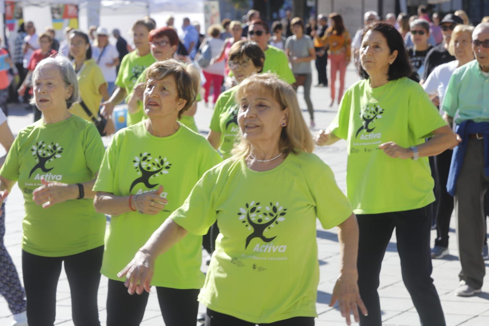 Día de las personas mayores en la plaza del Ayuntamiento