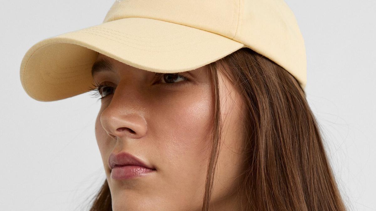 Los nuevos accesorios de Stradivarius que nos hacen soñar ya con el verano: apúntalos a tu lista