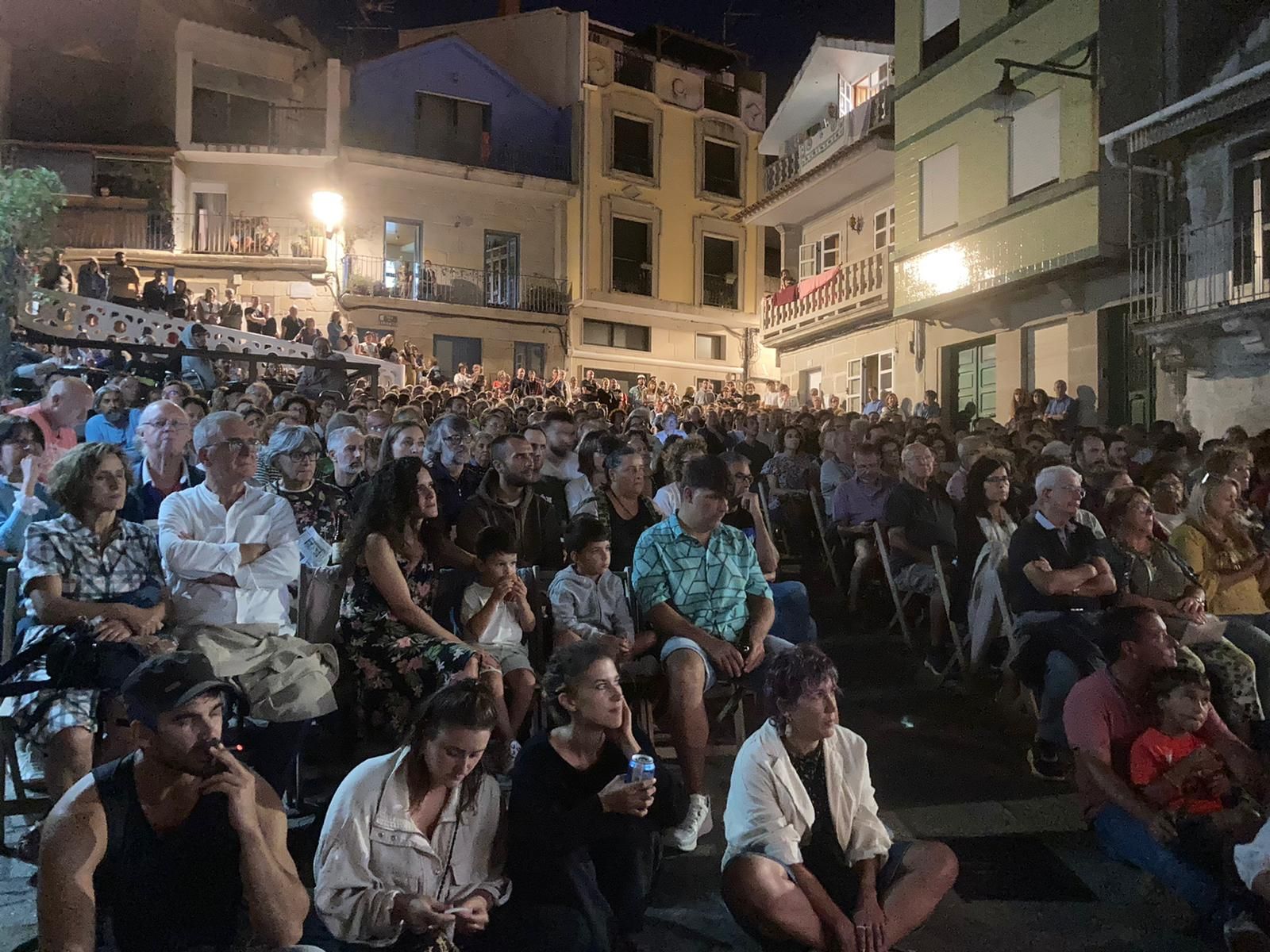 El público llenó el eirado do Costal.