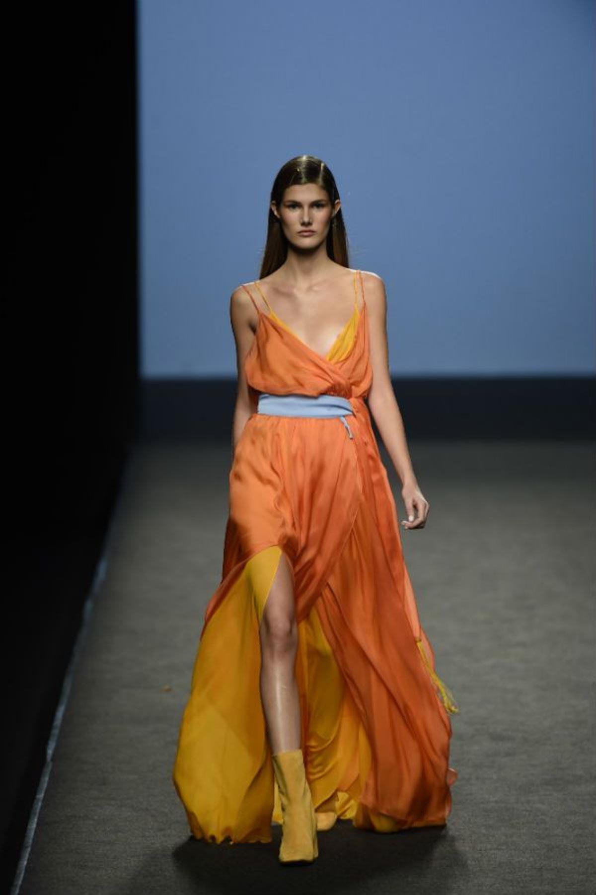 MBFWM Menchén Tomàs Primavera/Verano 2018: naranja