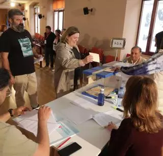 El análisis de las elecciones autonómicas en las Cuencas: la derecha crece con 6.753 votos más, pero el "efecto Barbón" aguanta