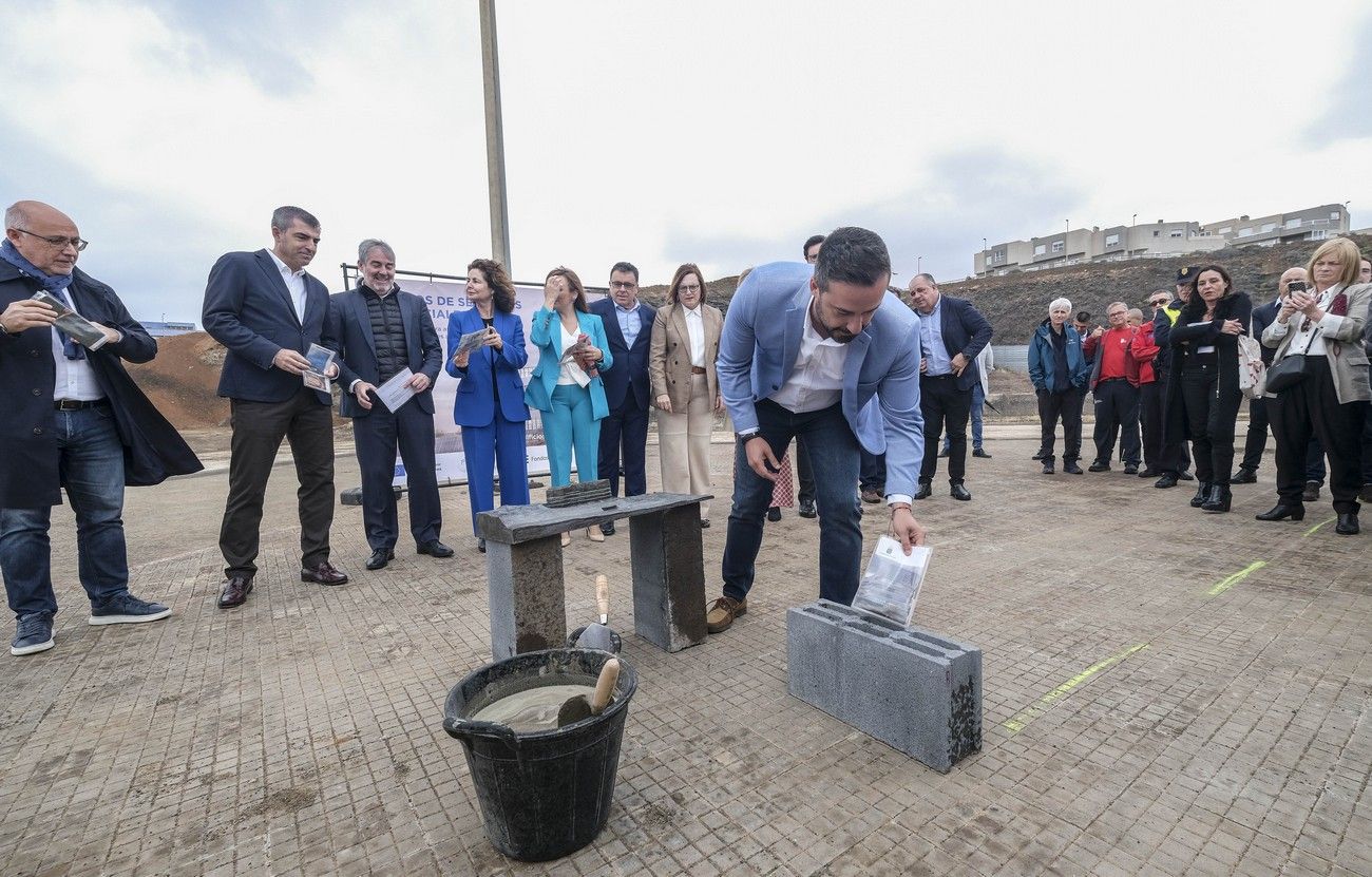 Primera piedra del Edificio de los Servicios Esenciales (ESE) en Gran Canaria