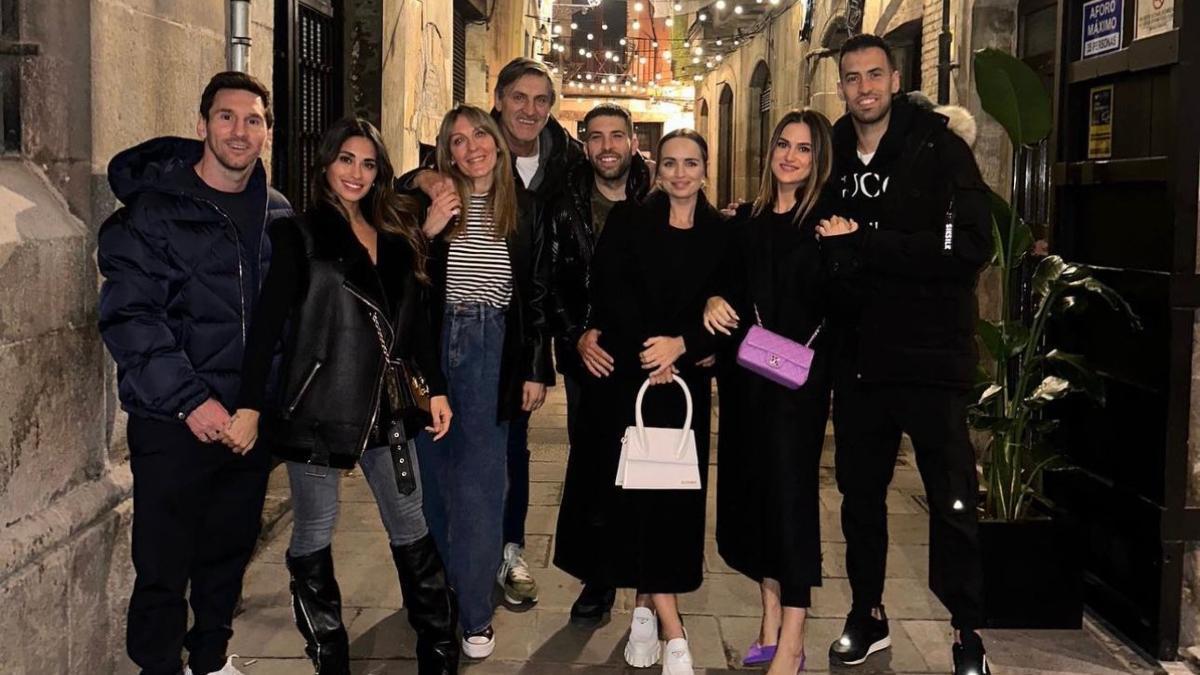 Las familias de Messi, Busquets y Alba tienen una estrecha relación