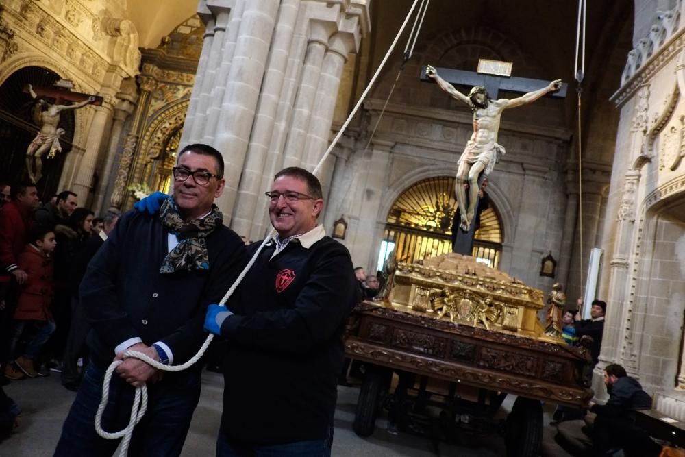 El Cristo de las Injurias ya está en su mesa