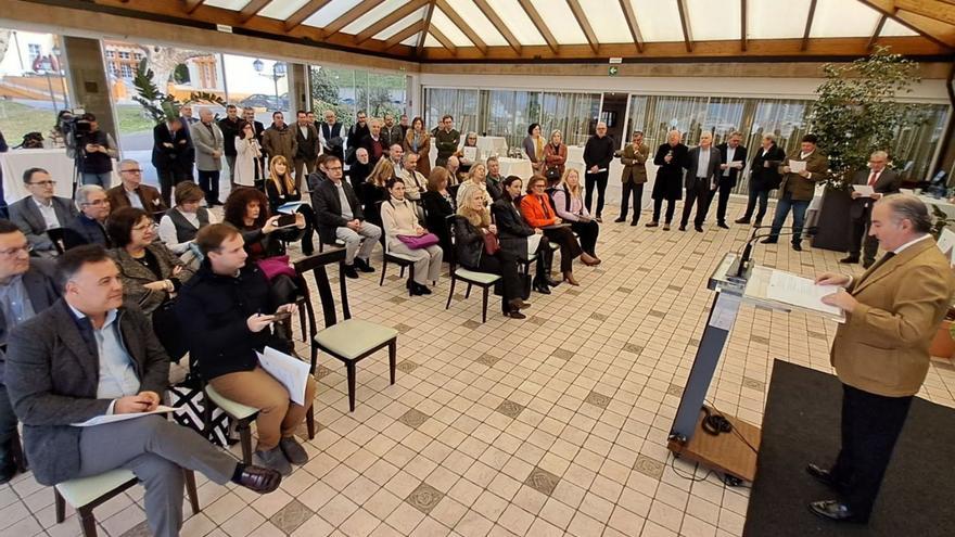 Directivos de las Fundación y miembros de los jurados, durante el anunció de los fallos. | D. M.