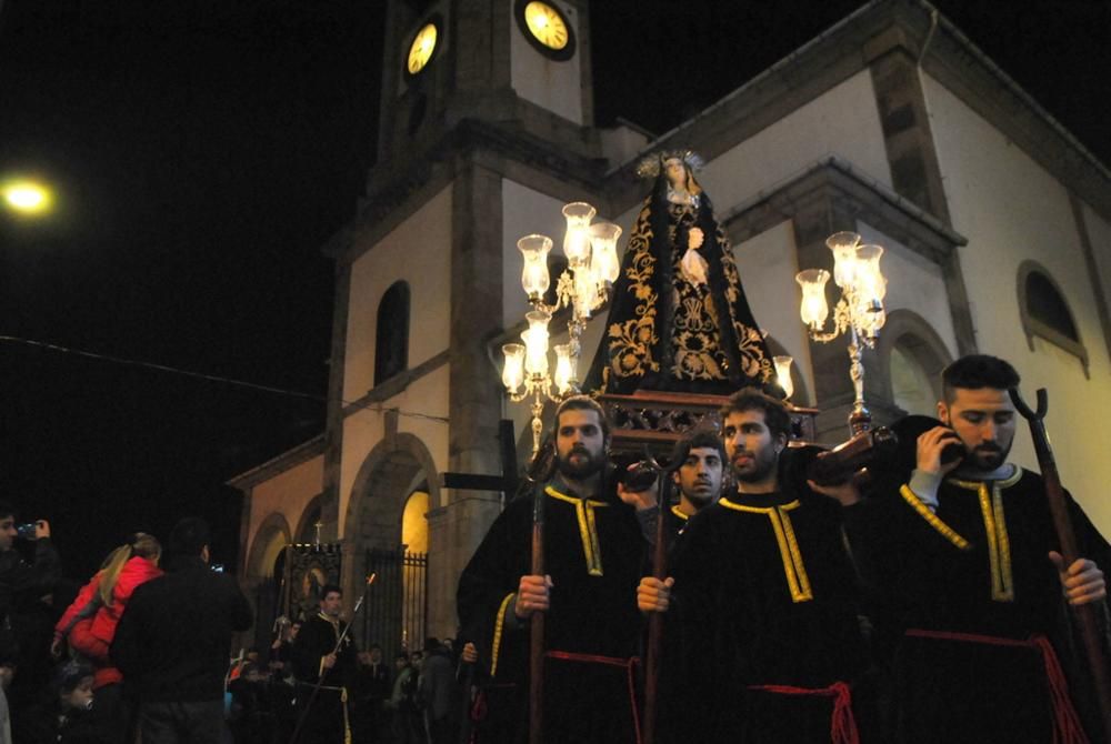 Procesión del Cristo del Perdón en Luarca