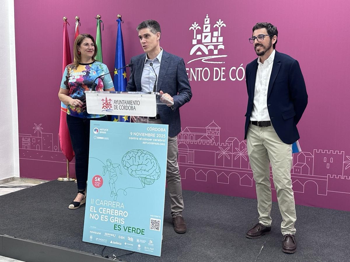 Eva Contador, Juan Solivera y José Luis Mantas.