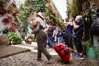 Los Patios de Córdoba cierran la edición de 2024 con 817.000 visitas, 90.000 menos que el año pasado