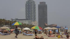Onada de calor: nit tòrrida a Barcelona i tropical a gairebé tot Catalunya