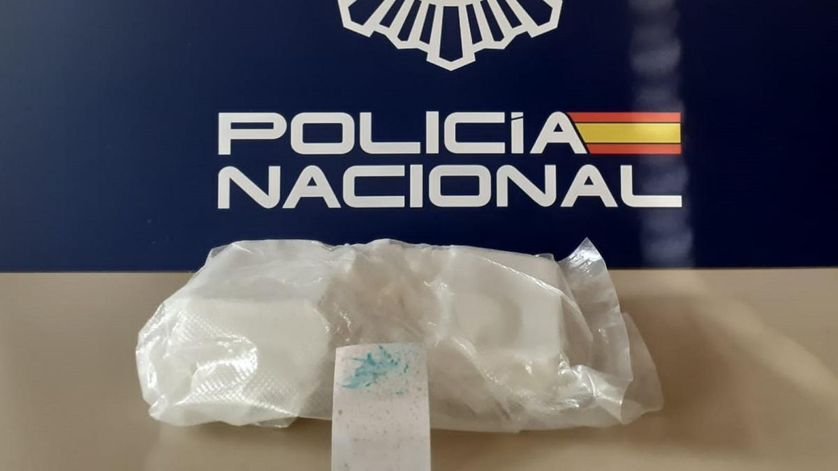 Droga intervenida por la Policía Nacional en un control en el polígono de la Torrecilla de Córdoba.