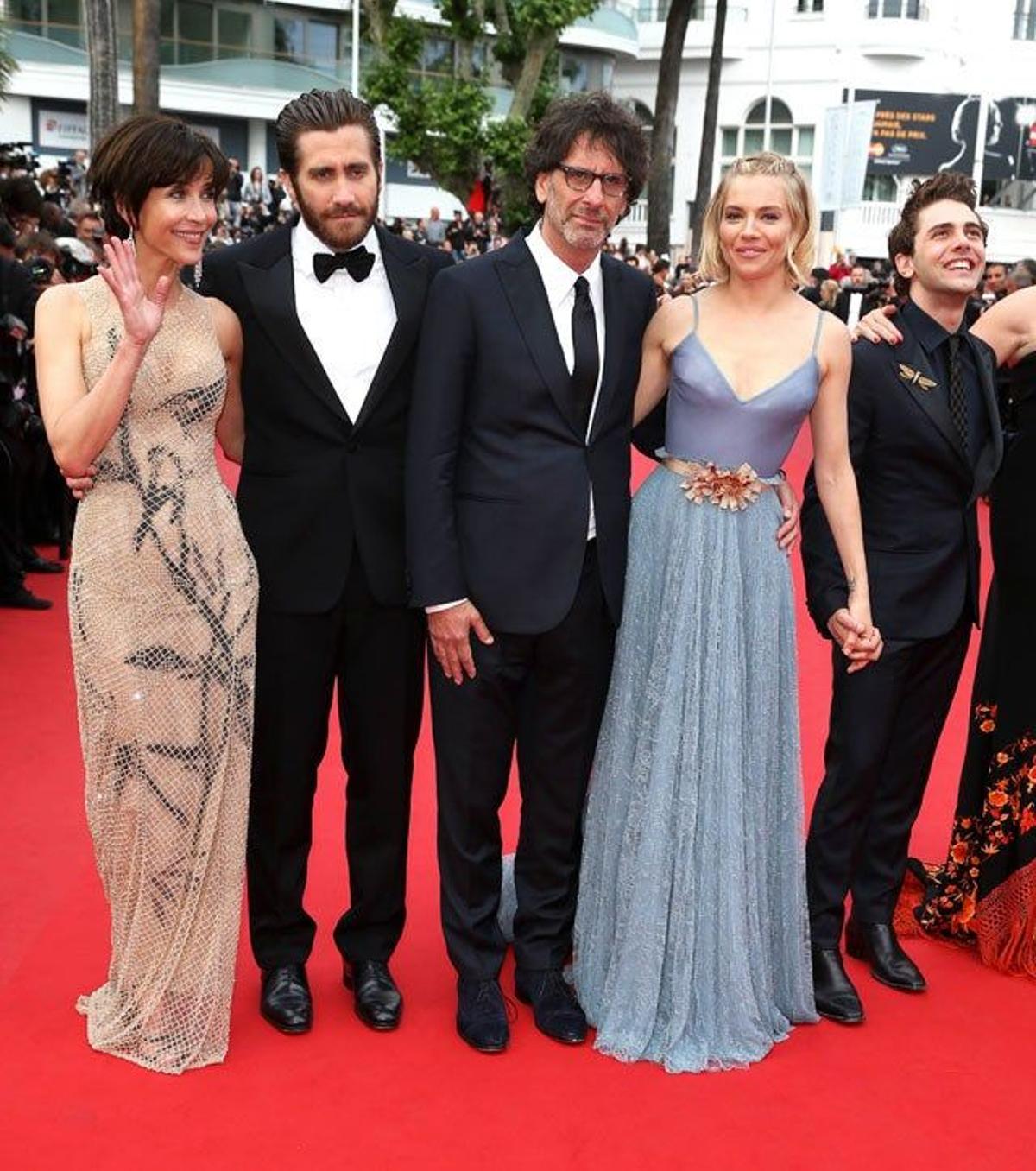 Sophie Marceau, Jake Gyllenhaal, Joel Coen, Sienna Miller y Xavier Dolan en la alfombra roja de la ceremonia de clausura de la 68 Edición del Festival de Cine de Cannes