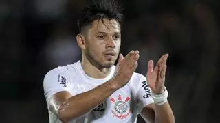 Ya es el máximo goleador extranjero del Corinthians
