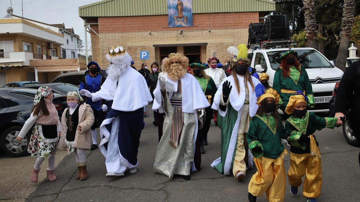 Los Reyes Magos visitan las barriadas periféricas de Córdoba