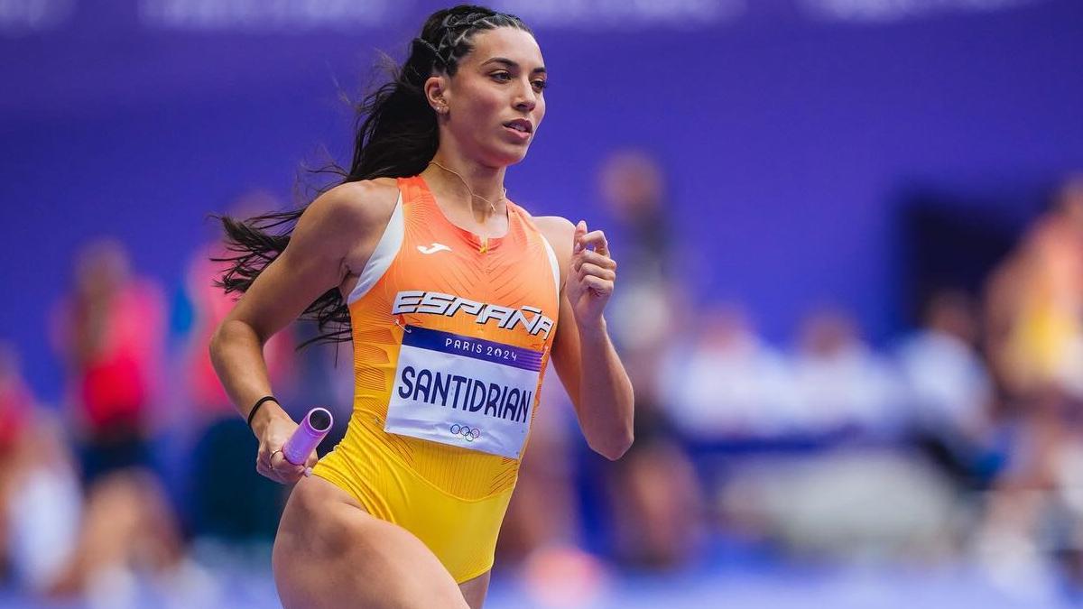 Eva Santidrián, en el 4x400 en París 2024