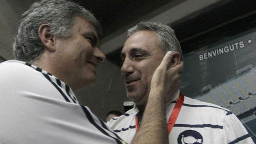 Imagen de archivo de Stoichkov y Mourinho