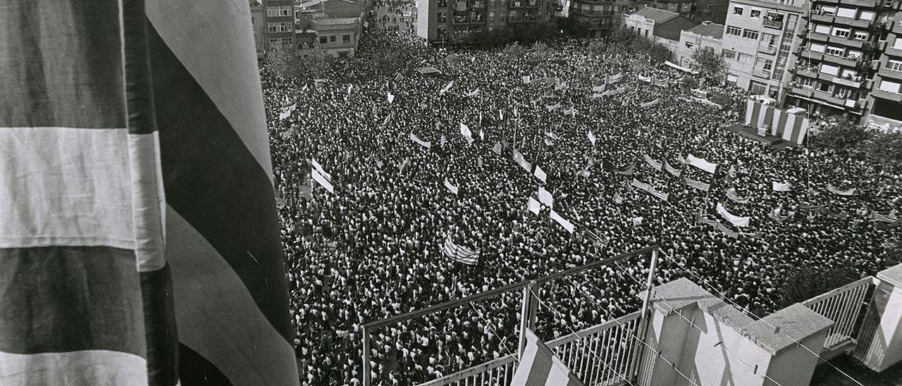 Celebración de la Diada en Sant Boi en 1976.