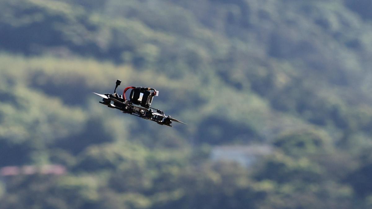 China utiliza por primera vez un enjambre de drones para observar un tifón desde dentro