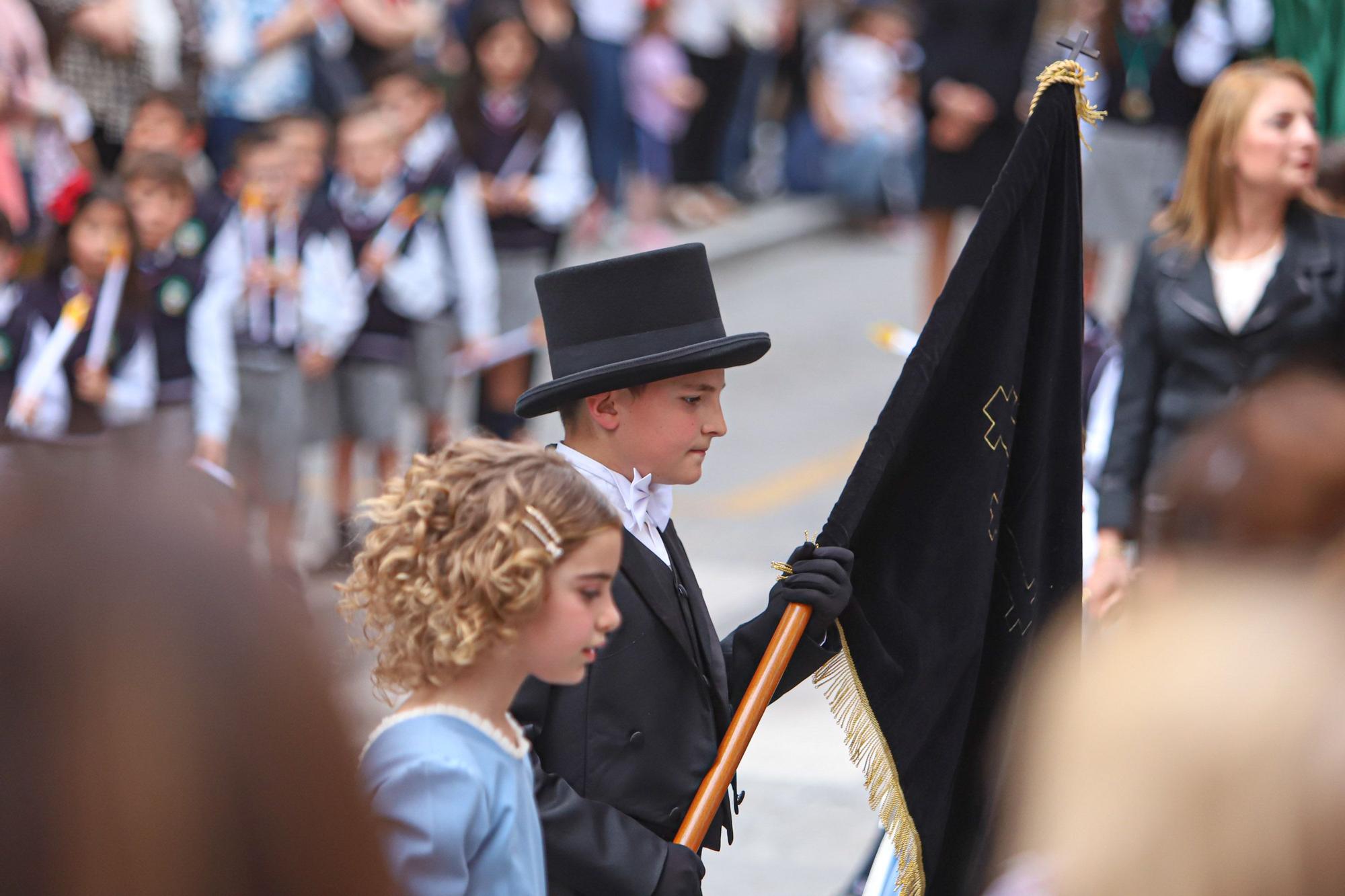 Procesión infantil del Santo entierro y Resurrección Colegio Oratorio Festivo de Orihuela