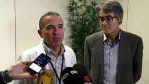 El director del Hospital Sant Joan de Reus, Òscar Ros, y el subdirector de Salut Pública en el Camp de Tarragona, Conrad Casas.