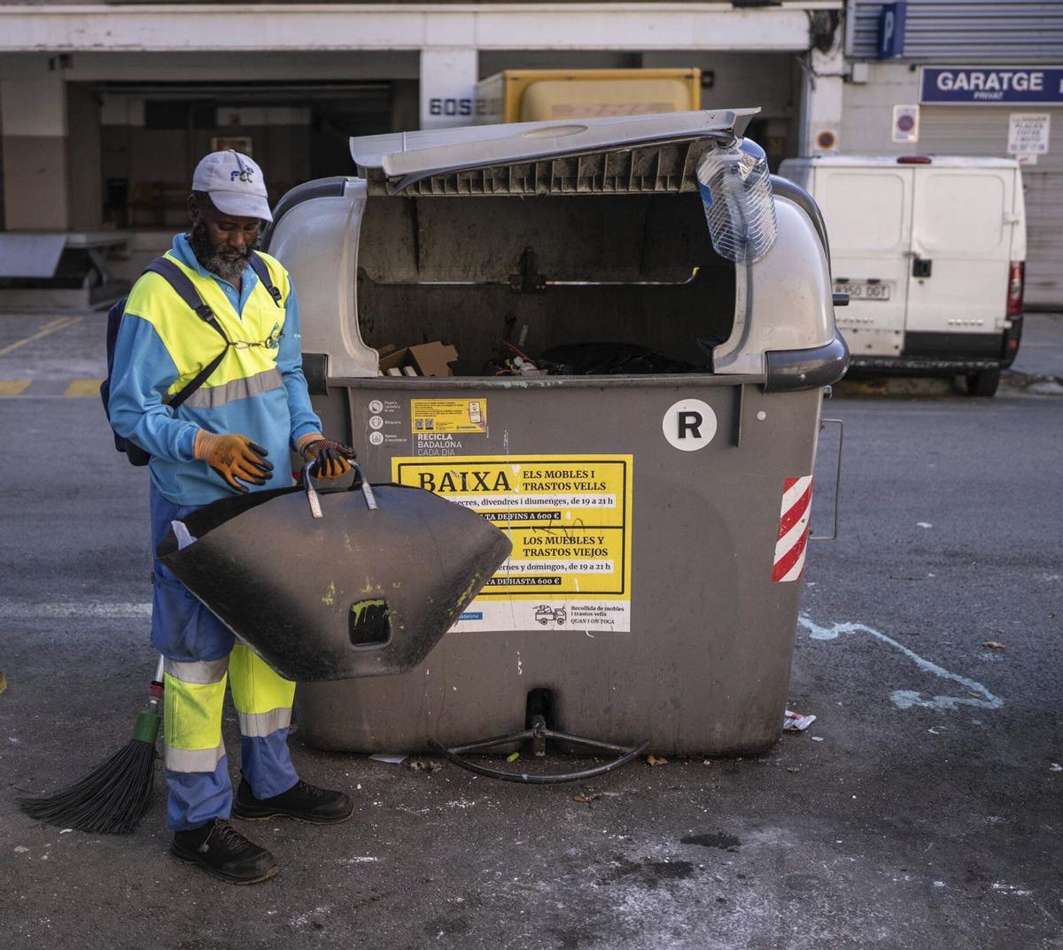 Badalona adjudica per 500 milions a FCC el contracte de neteja