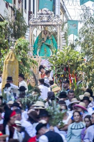 Procesión y romería de la fiesta de Las Marías