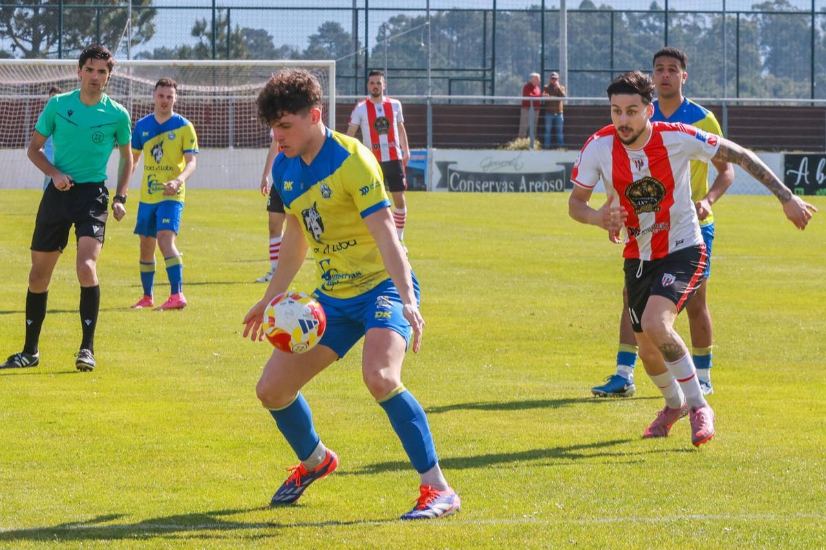 El Céltiga se lleva el derbi con el Cambados (2-0)