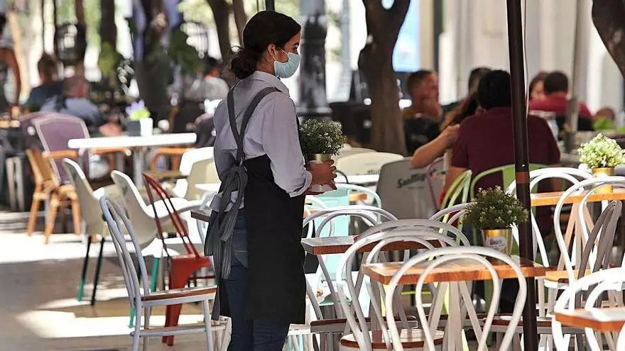 La "ruina" acecha a los empleados de hostelería