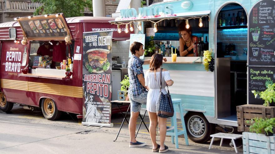 Food trucks, de 17 a 2 h, als jardins del Casino.