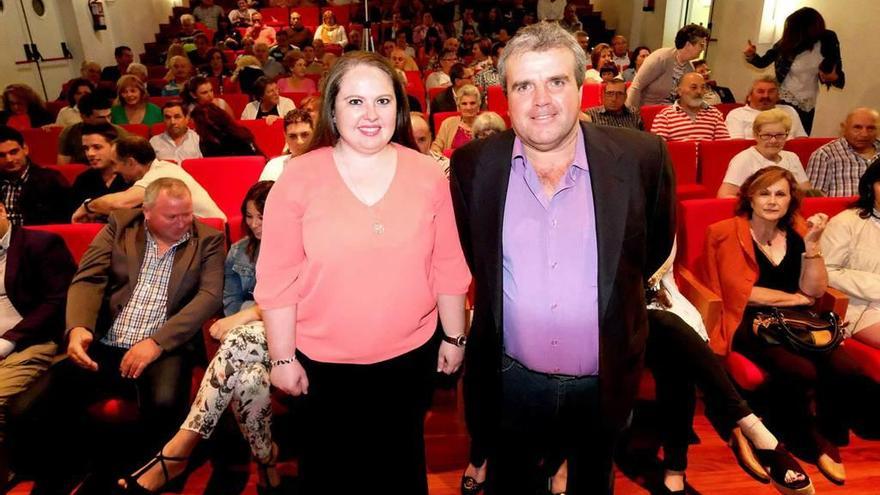 Los campeones, Lorena Corripio y Celestino Rozada, en la Casa de Cultura de Laviana.