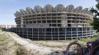 El Valencia se reúne con las constructoras para el nuevo estadio