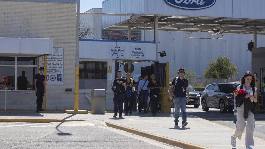 Ford Almussafes se queda con un solo turno de trabajo en motores dentro de un mes