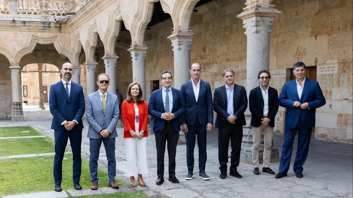Presentación de Pulso Vital 2.0 en Salamanca. En el centro, Juan Manuel Corchado, Óscar Iglesias y José Luis Santos